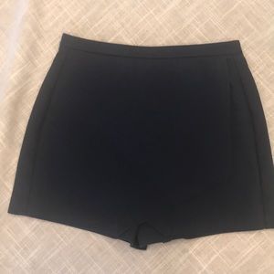 🌹EUC Cute Abercrombie & Fitch Navy Blue Skort🌹